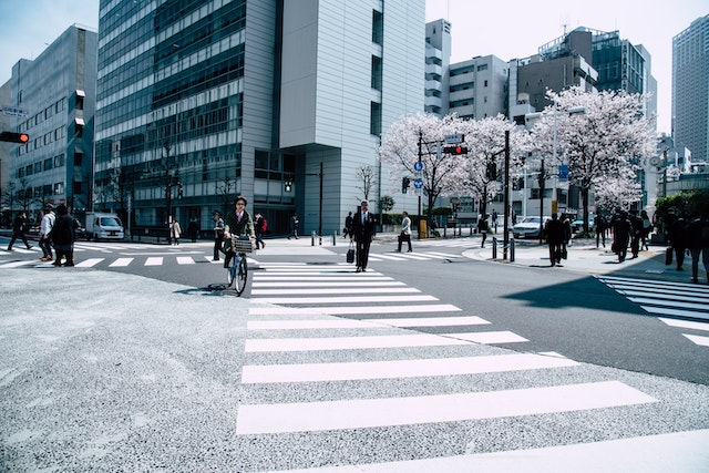 淄博为何勤工俭学对在日本的留学生的职业生涯至关重要？